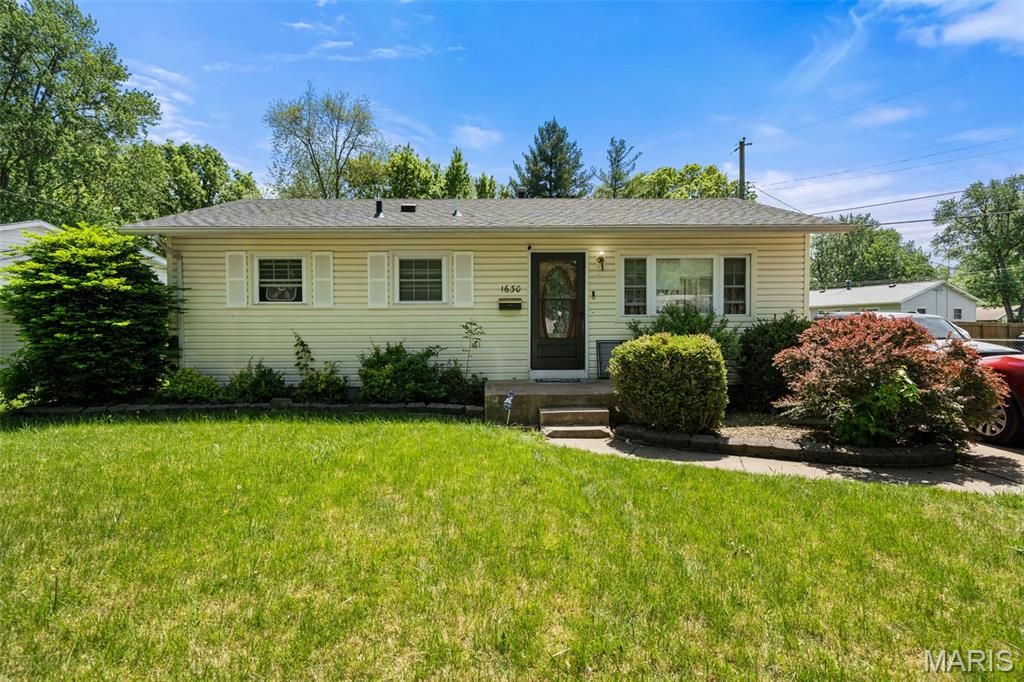 1630 Tyson Drive, Florissant, MO 63031