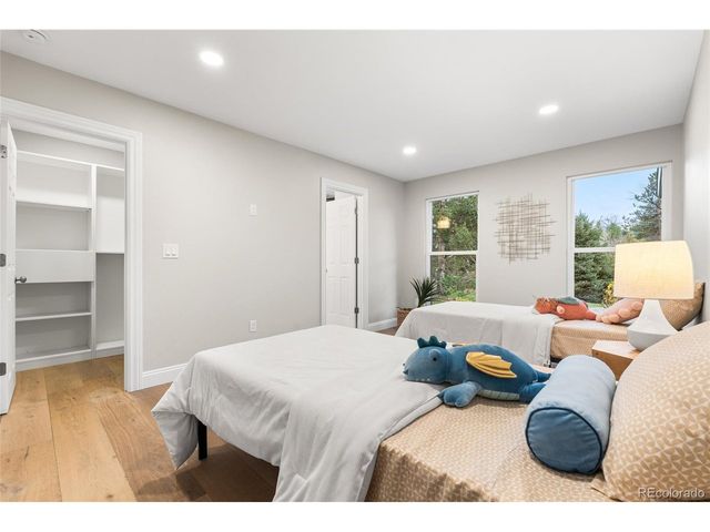 5460 S Olive St, Greenwood Village, CO 80111