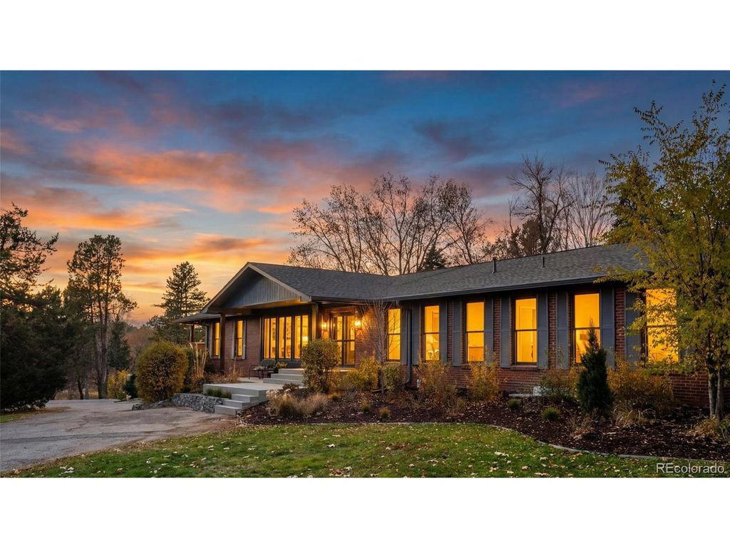 5460 S Olive St, Greenwood Village, CO 80111