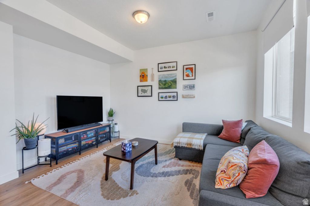 Image 8 of property listing at 5192 W BLACK TWIG DR #D306, South Jordan, UT 84009