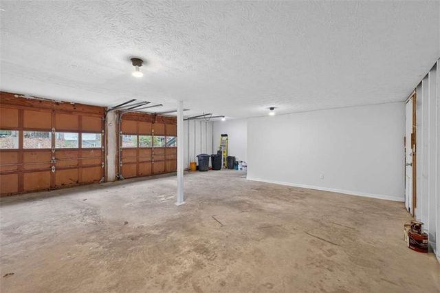 2444 Windridge NE Drive, Conyers, GA 30013