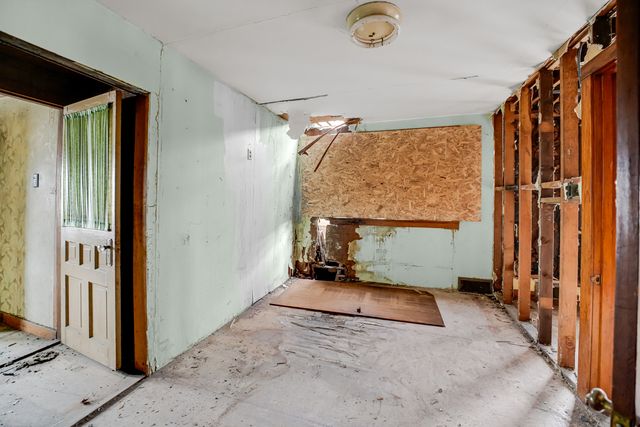 611 Hirsch Avenue, Calumet City, IL 60409