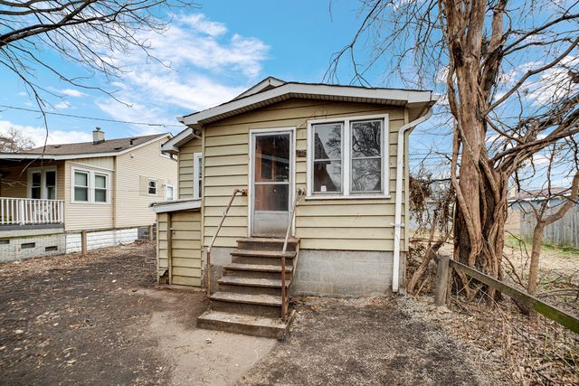 611 Hirsch Avenue, Calumet City, IL 60409