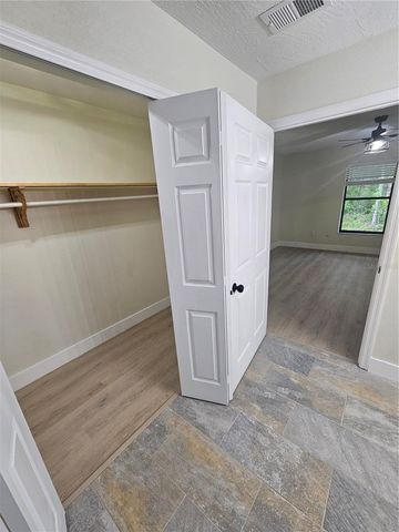 567 SCHOOL STREET, Bronson, FL 32621