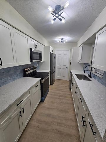 567 SCHOOL STREET, Bronson, FL 32621