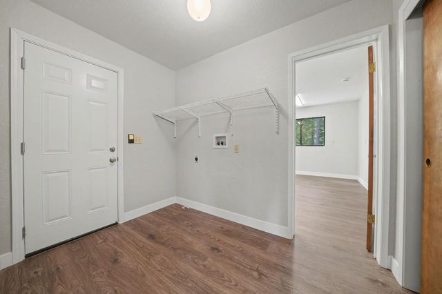 23781 Golden Ridge Drive, Volcano, CA 95689