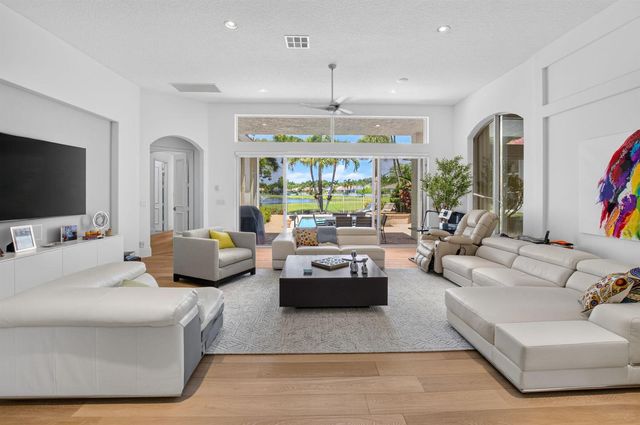 7700 VILLA D ESTE Way, Delray Beach, FL 33446