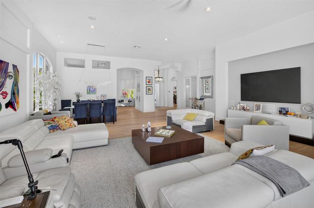 7700 VILLA D ESTE Way, Delray Beach, FL 33446
