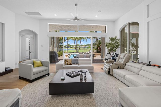 7700 VILLA D ESTE Way, Delray Beach, FL 33446