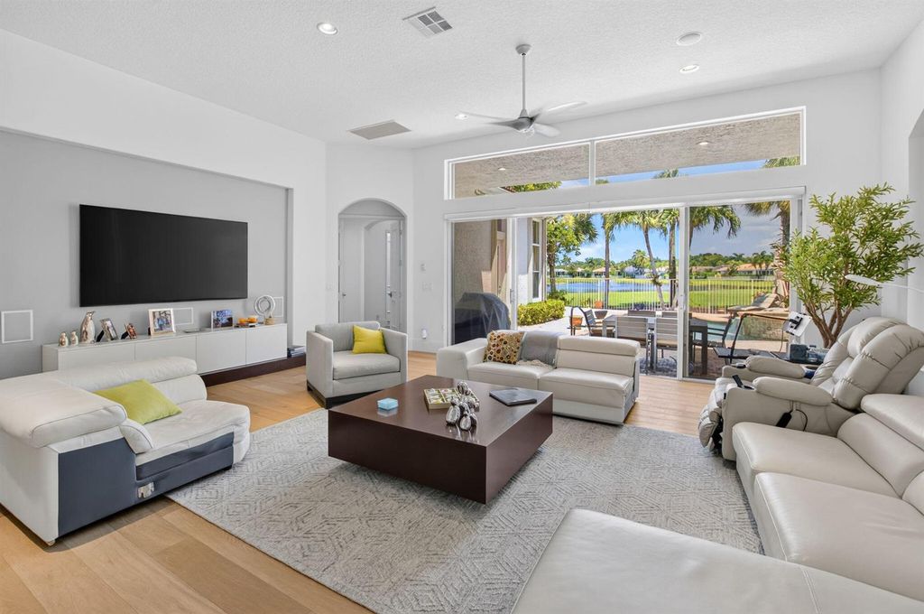 7700 VILLA D ESTE Way, Delray Beach, FL 33446