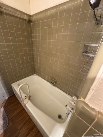 363 William, Pearsall, TX 78061