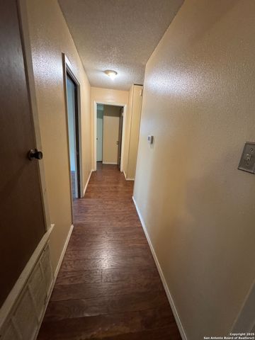 363 William, Pearsall, TX 78061