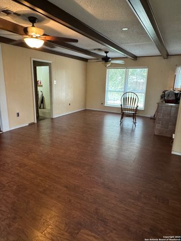 363 William, Pearsall, TX 78061