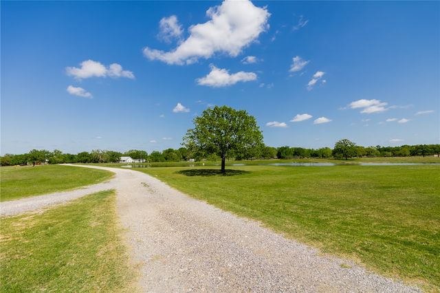 16316 County Road 436, Somerville, TX 77879