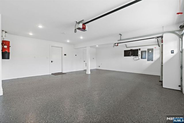 111 Demarest Avenue, Englewood Cliffs, NJ 07632