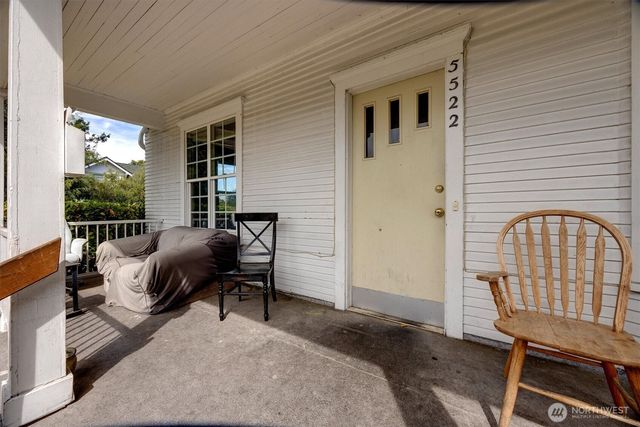 5522 12th Avenue NE, Seattle, WA 98105