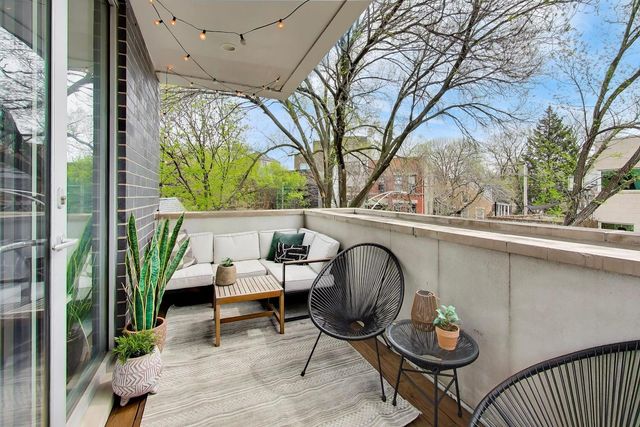 1534 N Honore Street 2, Chicago, IL 60622