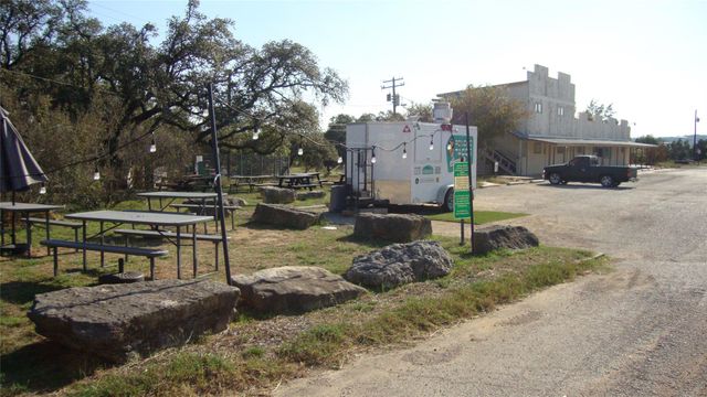 13904 & 13902 Saskatchewan DR, Austin, TX 78734