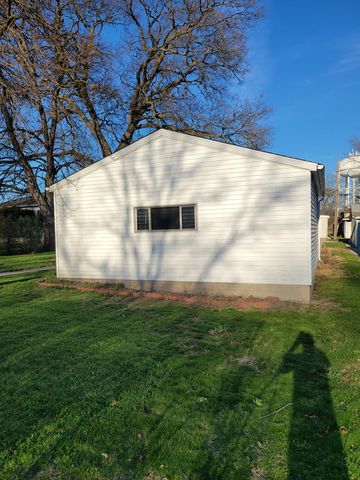 18237 Oakwood Avenue, Lansing, IL 60438