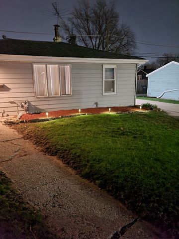 18237 Oakwood Avenue, Lansing, IL 60438