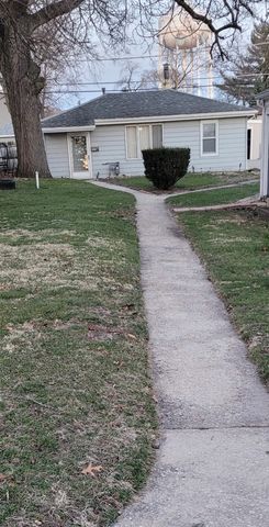 18237 Oakwood Avenue, Lansing, IL 60438