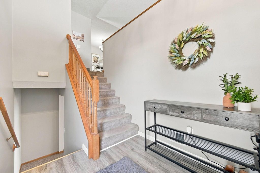 577 Kendall Drive, Hastings, MN 55033 — photo 4