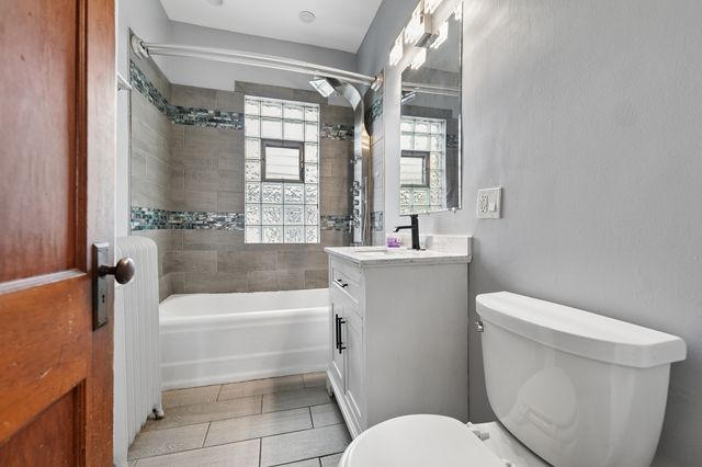 10226 S Charles Street 1, Chicago, IL 60643