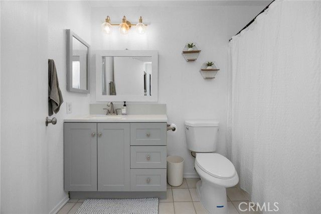 7750 Bolsa 28, Midway City, CA 92655