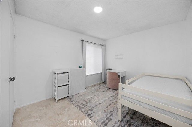 7750 Bolsa 28, Midway City, CA 92655