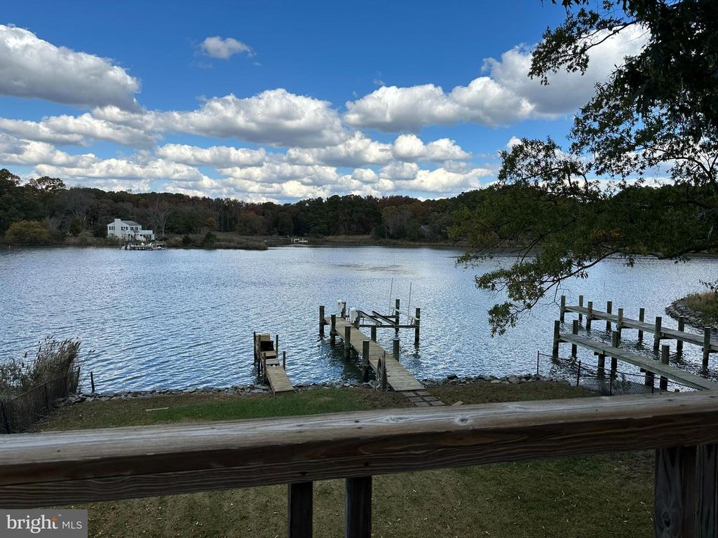 962 MAIN ST, Deale, MD 20751