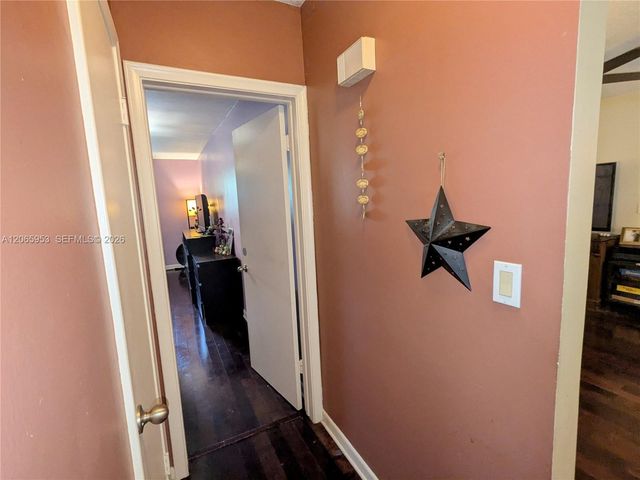 1905 N 47th Avenue, Hollywood, FL 33021