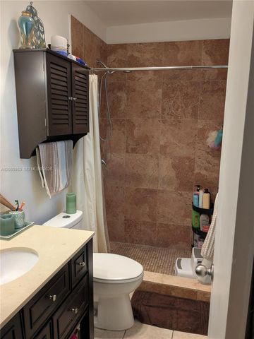 1905 N 47th Avenue, Hollywood, FL 33021