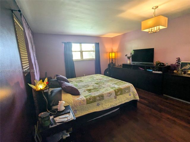 1905 N 47th Avenue, Hollywood, FL 33021