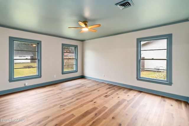 105 Teche Drive, Lafayette, LA 70503