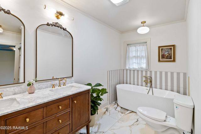 105 Teche Drive, Lafayette, LA 70503