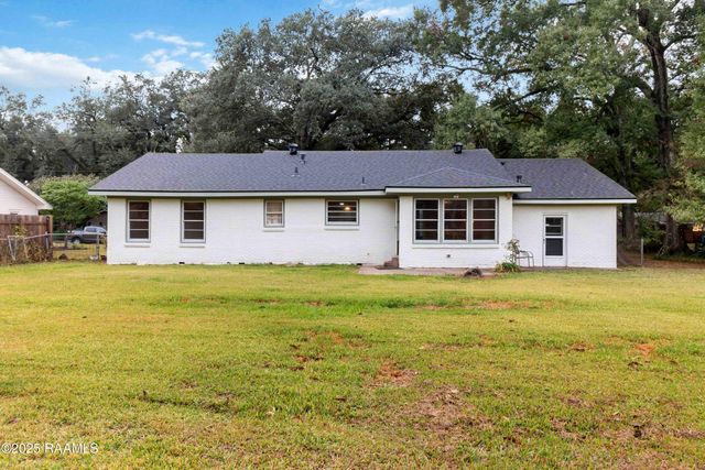 105 Teche Drive, Lafayette, LA 70503