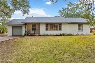 105 Teche Drive, Lafayette, LA 70503