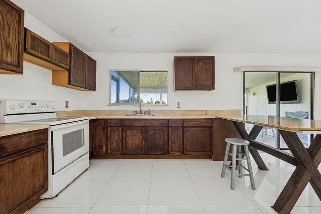 2009 SE Hideaway Circle, Port St. Lucie, Port St Lucie, FL 34952