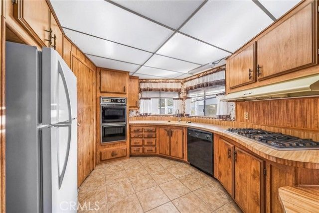 30856 Palmetto Palm Avenue, Homeland, CA 92548