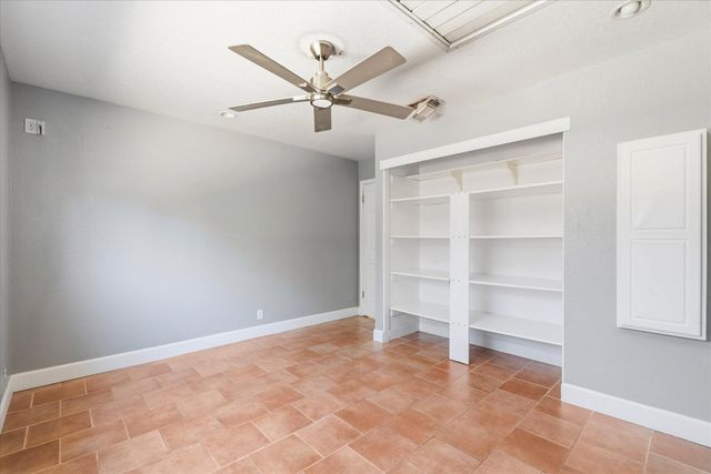 7943 Glen Stone Ave, Citrus Heights, CA 95610