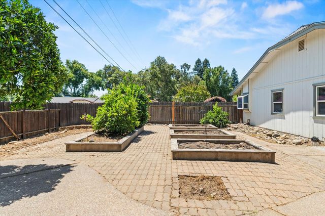 7943 Glen Stone Ave, Citrus Heights, CA 95610