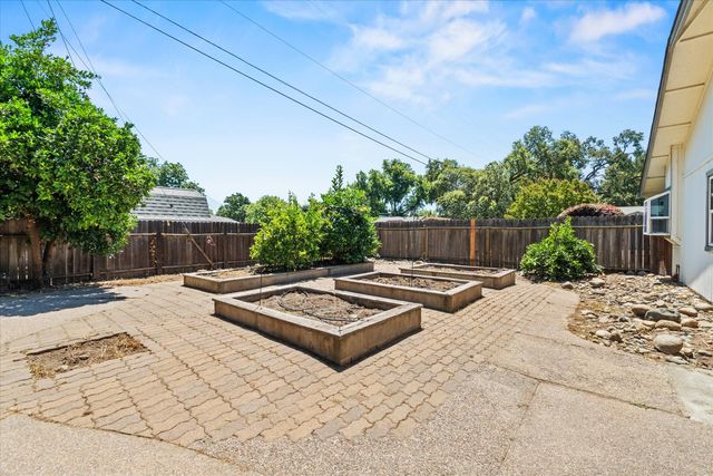 7943 Glen Stone Ave, Citrus Heights, CA 95610