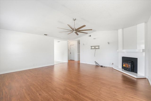 7943 Glen Stone Ave, Citrus Heights, CA 95610