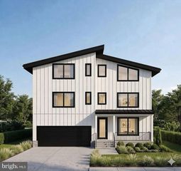 2047 PIMMIT DR, Falls Church, VA 22043