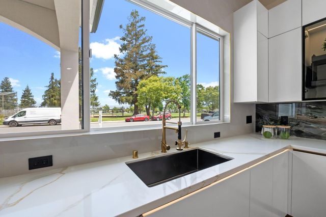 5559 Marquette Drive, San Jose, CA 95118