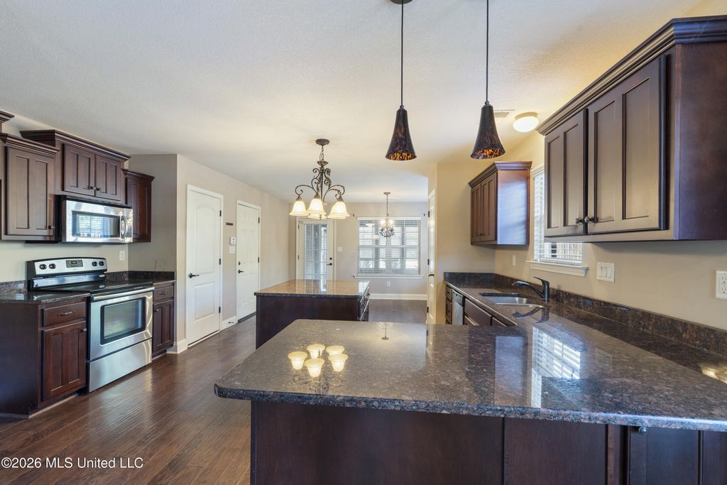 5939 Foxdale Loop, Southaven, MS 38672 — photo 5