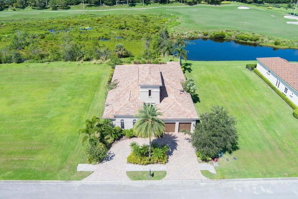 138 SE Via San Marino, Port St Lucie, FL 34984