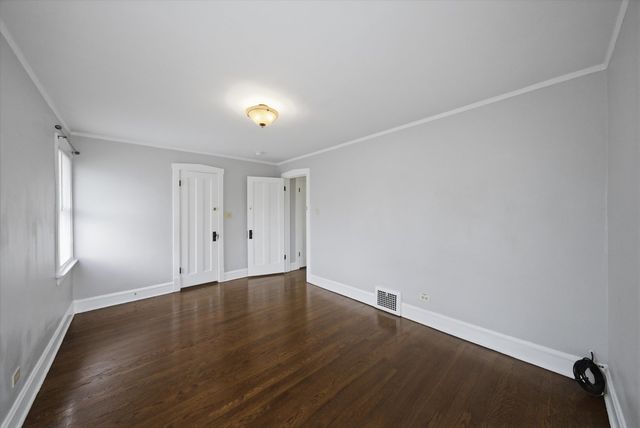 1113 S 7th Avenue, Maywood, IL 60153