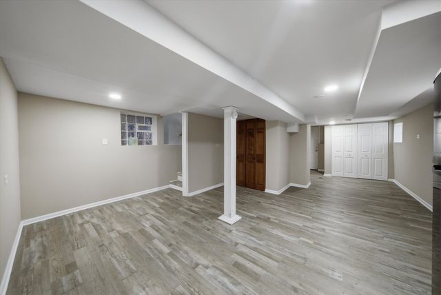 1113 S 7th Avenue, Maywood, IL 60153