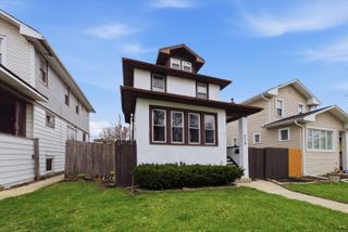 1113 S 7th Avenue, Maywood, IL 60153